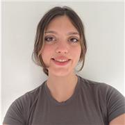 Studentessa di scienze umanistiche, filosofia e storia, pronta a dare una mano!